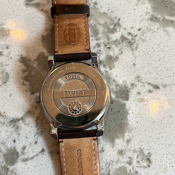Men’s Fossil Watch - Picture 4 of 4